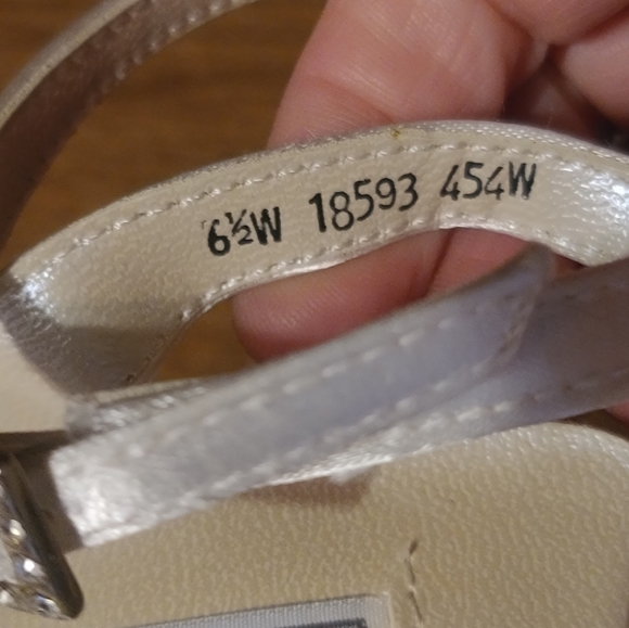 Beautiful Formal Shoes - Picture 7 of 12